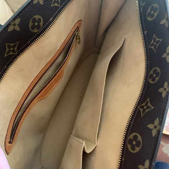 Louis Vuitton tote - Picture 13 of 16